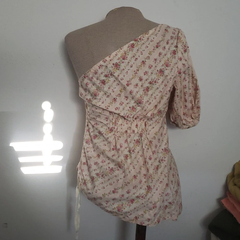 PETERSYN NY FLORAL PRINT ONE SHOULDER TOP SZ S - Picture 2 of 6